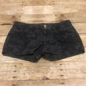 Express Gray Floral Hawaiian Style Shorts Size 6